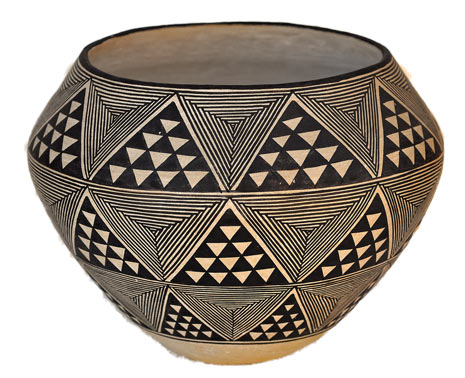 Jessie Garcia | Acoma Pueblo Potter | Penfield Gallery of Indian Arts | Albuquerque, New Mexico