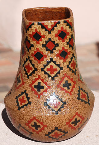 Lorraine Williams | Navajo Pot/Vase | Penfield Gallery of Indian Arts | Albuquerque, New Mexico